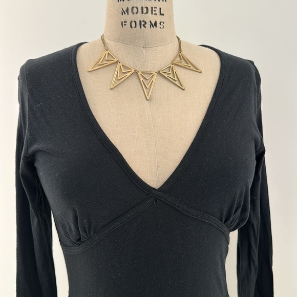 Desigual long sleeve v-neck black and red knit dress - Picture 2 of 5